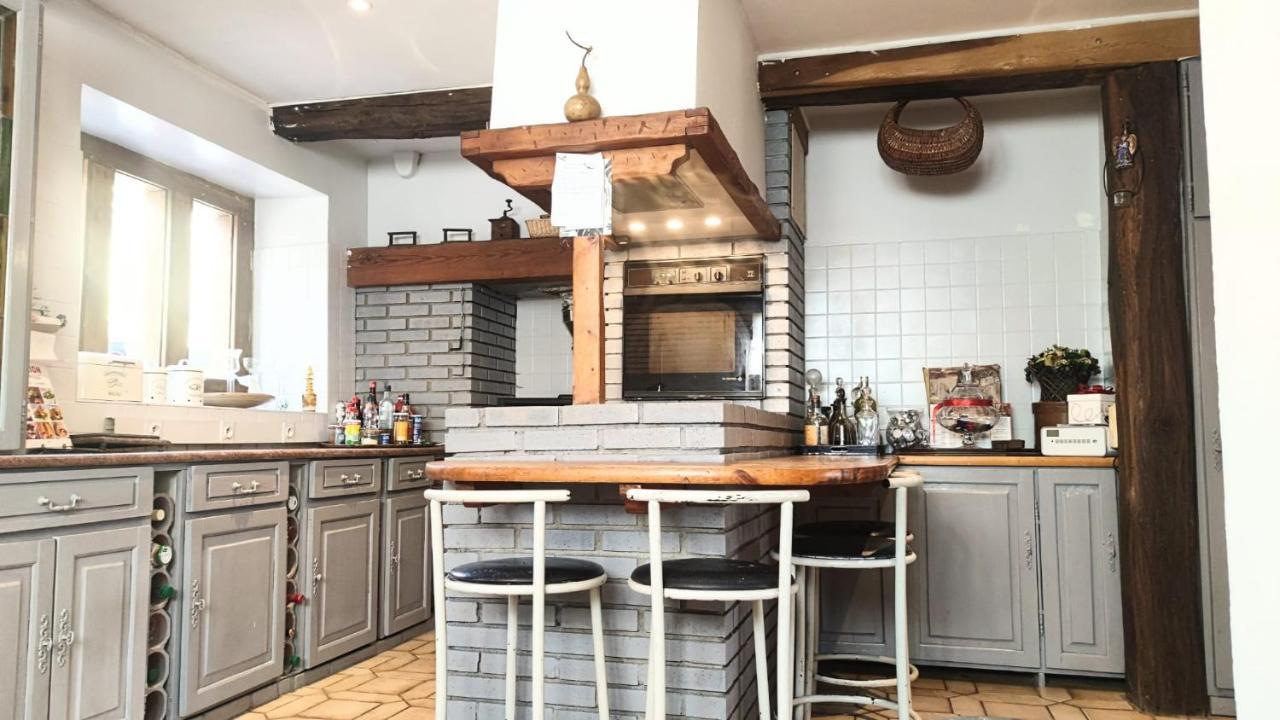 La Maison Bleue Varzy 外观 照片