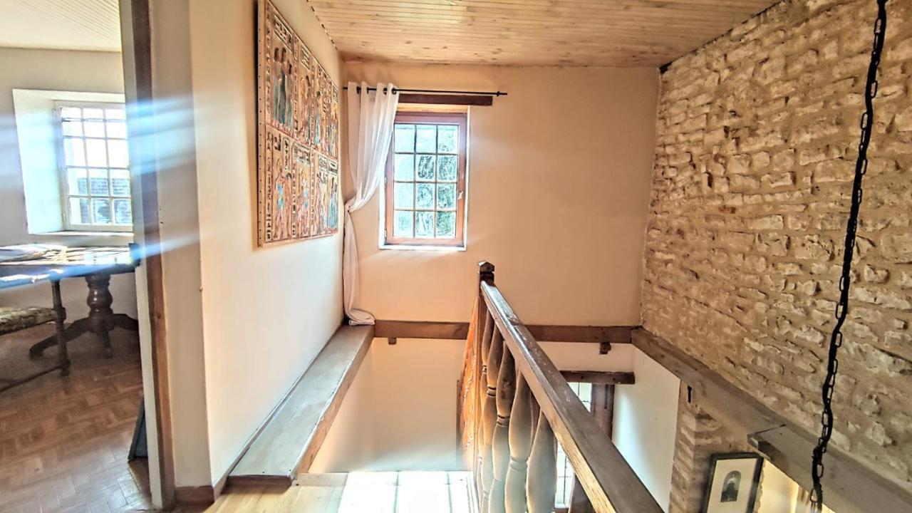 La Maison Bleue Varzy 外观 照片